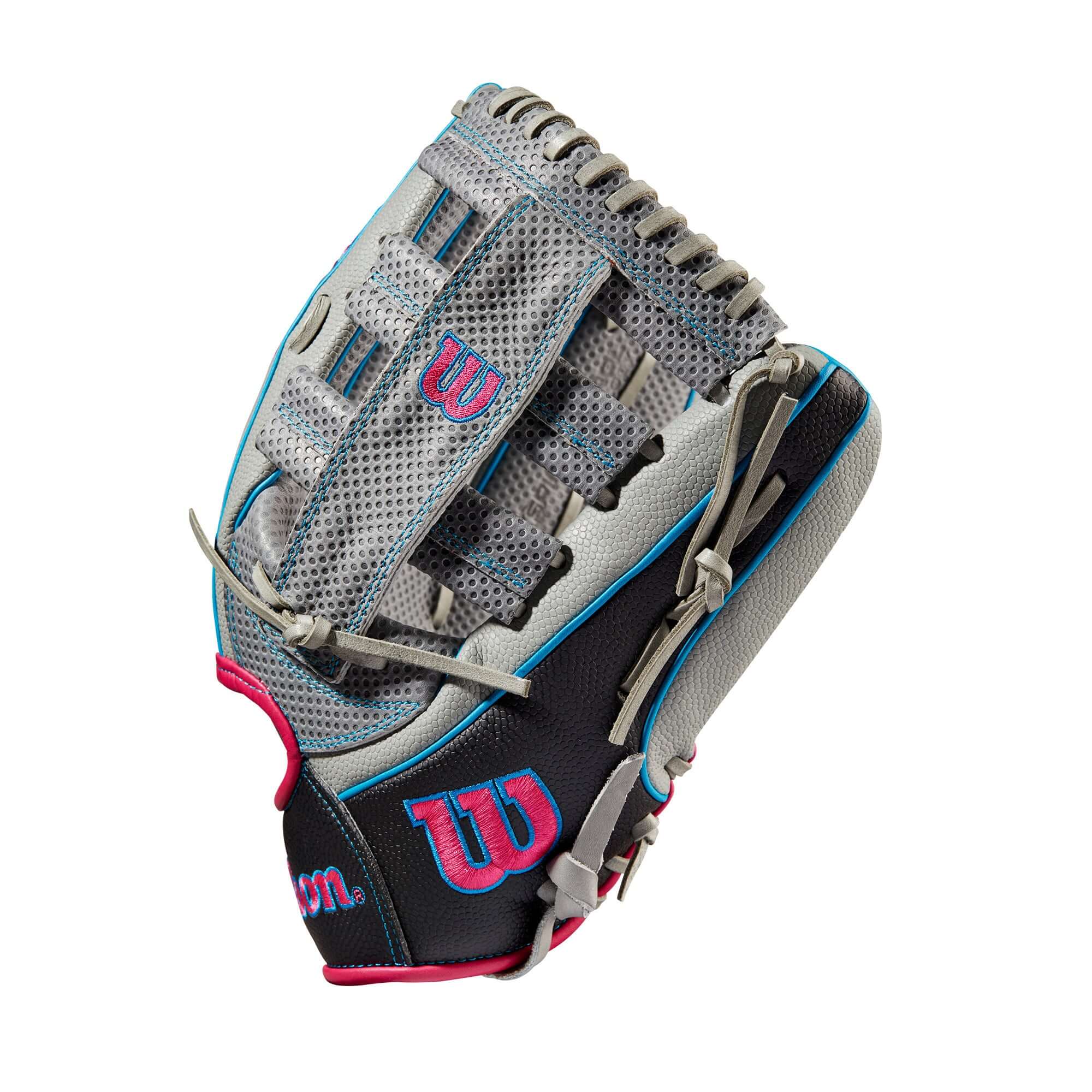Wilson A2000 SCSP13SS 13" slowpitch softball glove in grey and black, showcasing durable leather and Spin Control Technology.