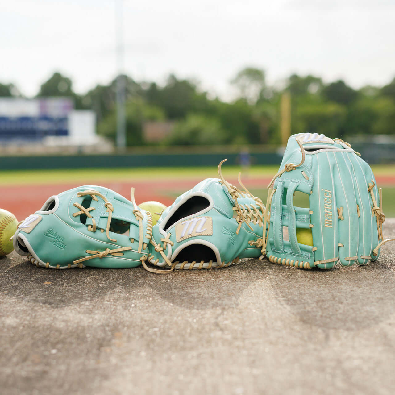 Marucci Palmetto Fastpitch 98R3 glove with deep H Web, 12.75 in, LHT, full-grain cowhide leather.