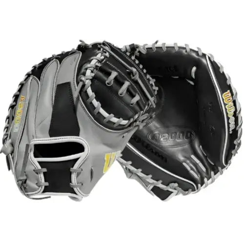 Wilson A2000 M1D Spin Control 33.5 Catchers Mitt with SpinControl Technology and SuperSkin construction.