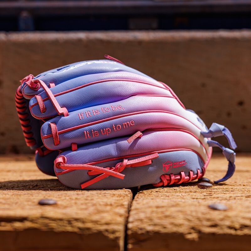 Easton Pro Collection Signature Series Nijaree Canady 12" Softball Glove