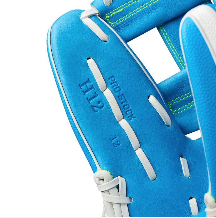 Wilson 2025 Fall A2000FP H12 Sky Blue/Wh 12"