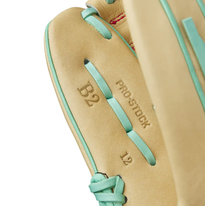 Wilson 2025 Fall A2000 B12 Blonde/Sea 12"