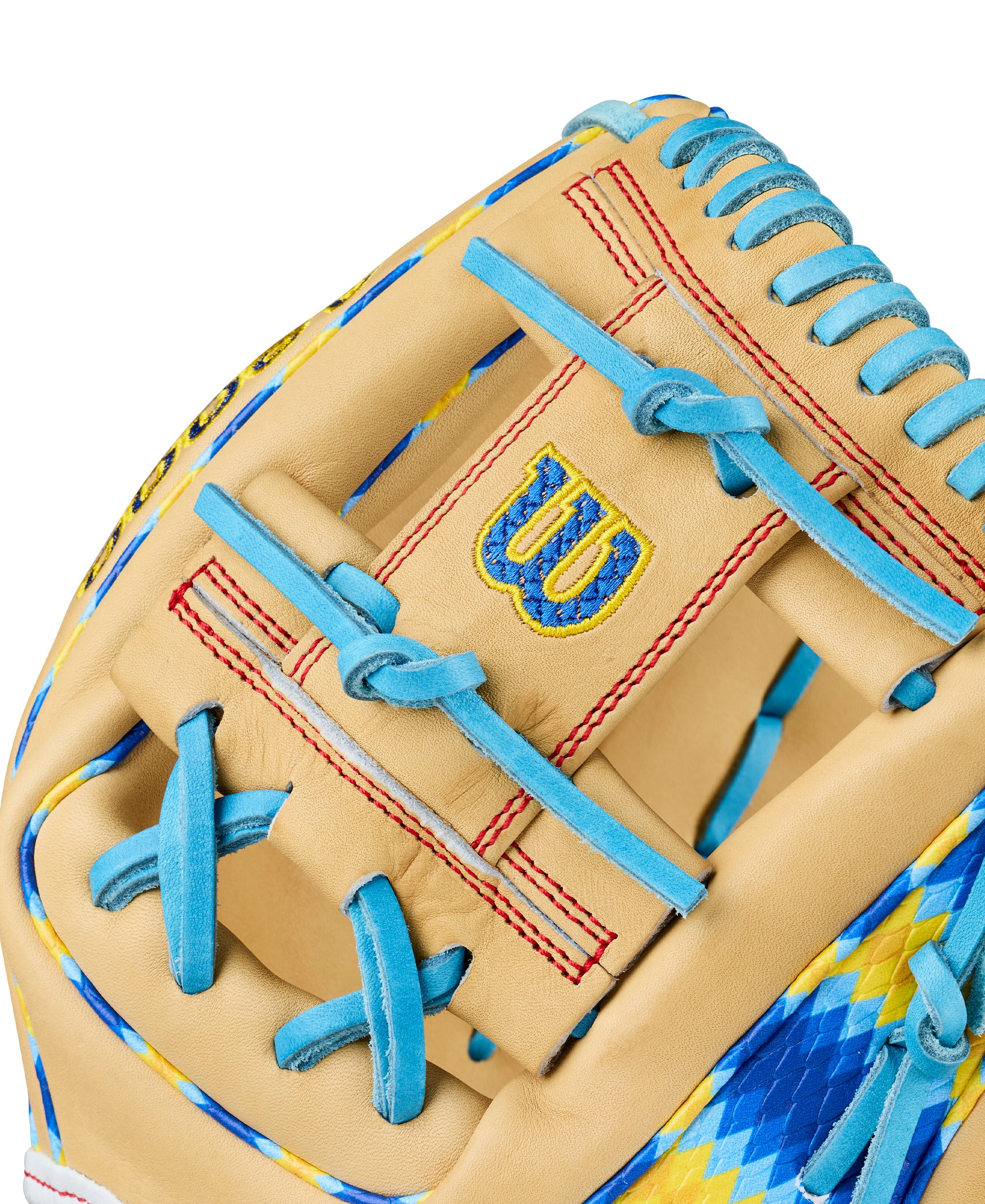 Wilson 2027 Bobby Witt Jr Chinook A YEROYE 11.75" Baseball Glove RT with SuperSnakeSkin and Lemon Pepper design.