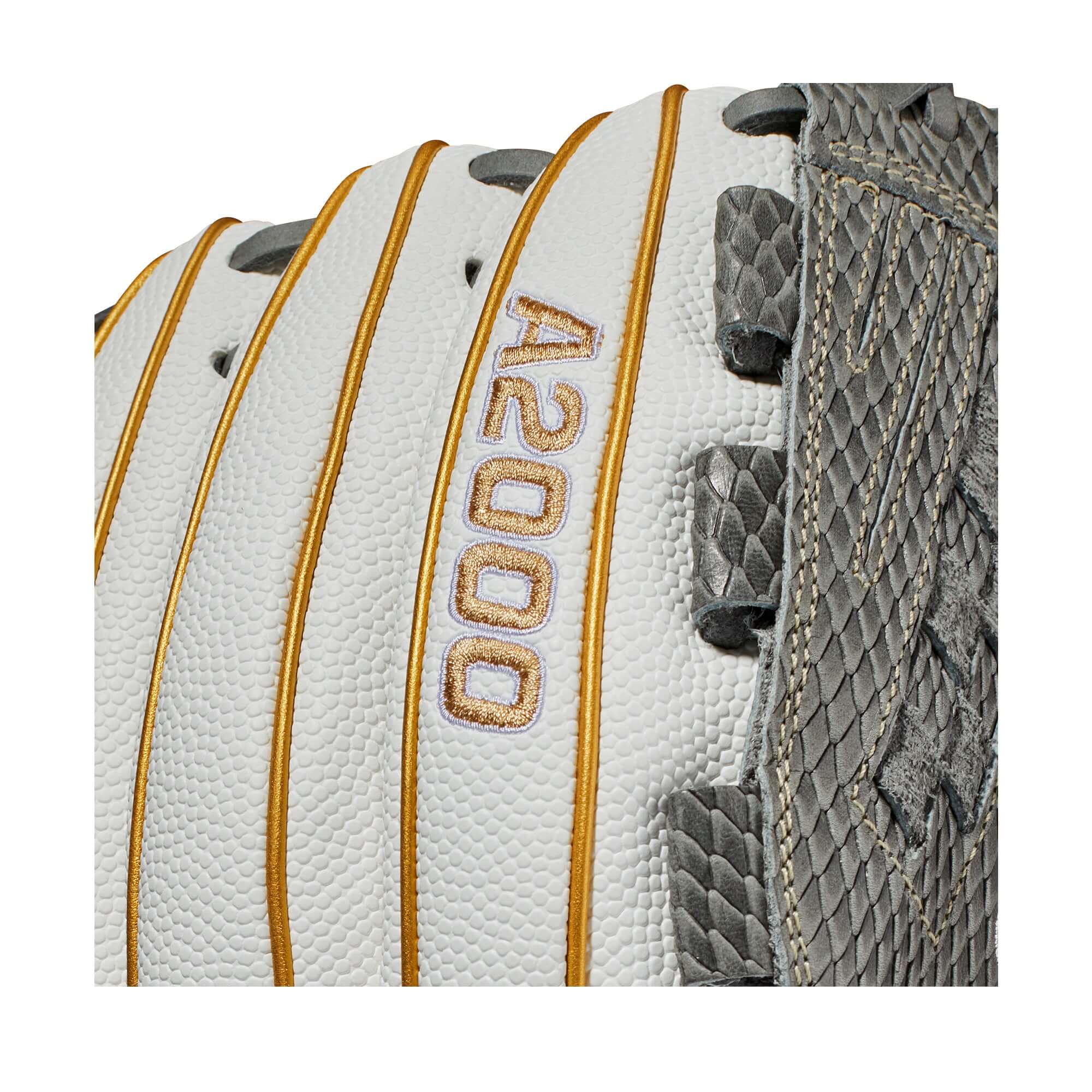 Wilson A2000FP V125SS 21 Grey/White 12.5 baseball glove with Victory Web design for versatile fielding and pitching.