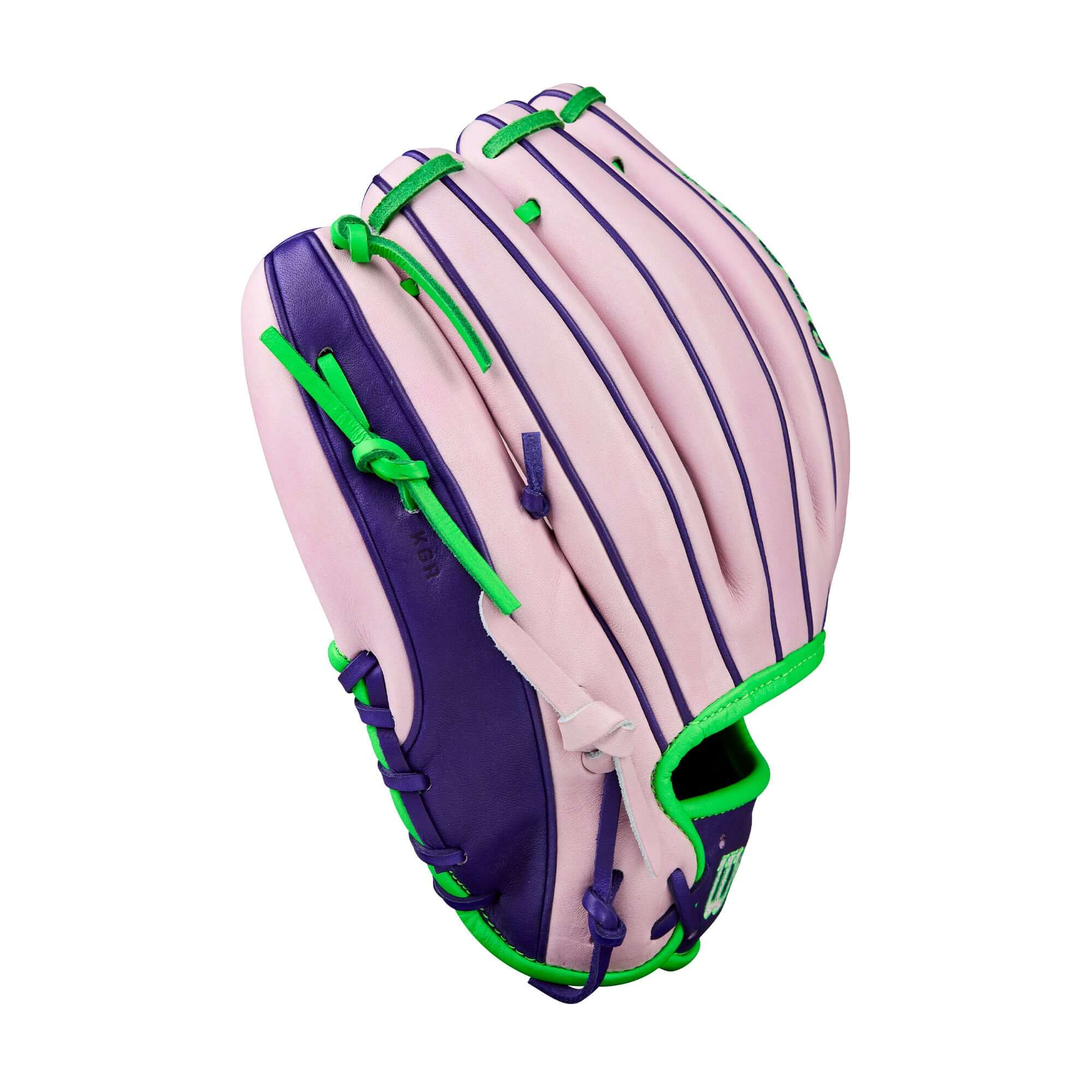 Wilson 2025 A2000 1786 11.5” Infield Glove finger detail showing rolled dual welting and stitching.
