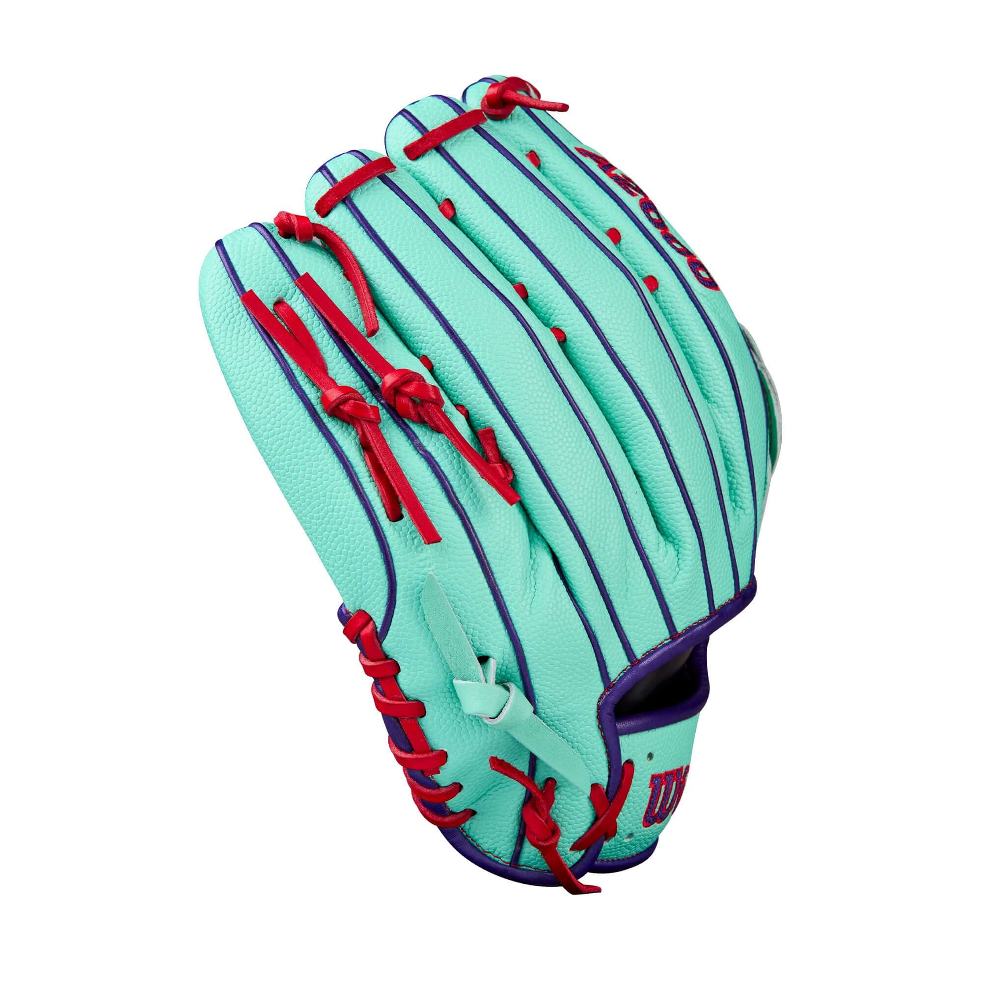 Wilson A2000 1750SS 12.5” Outfield Glove LHT finger detail with rolled dual welting.