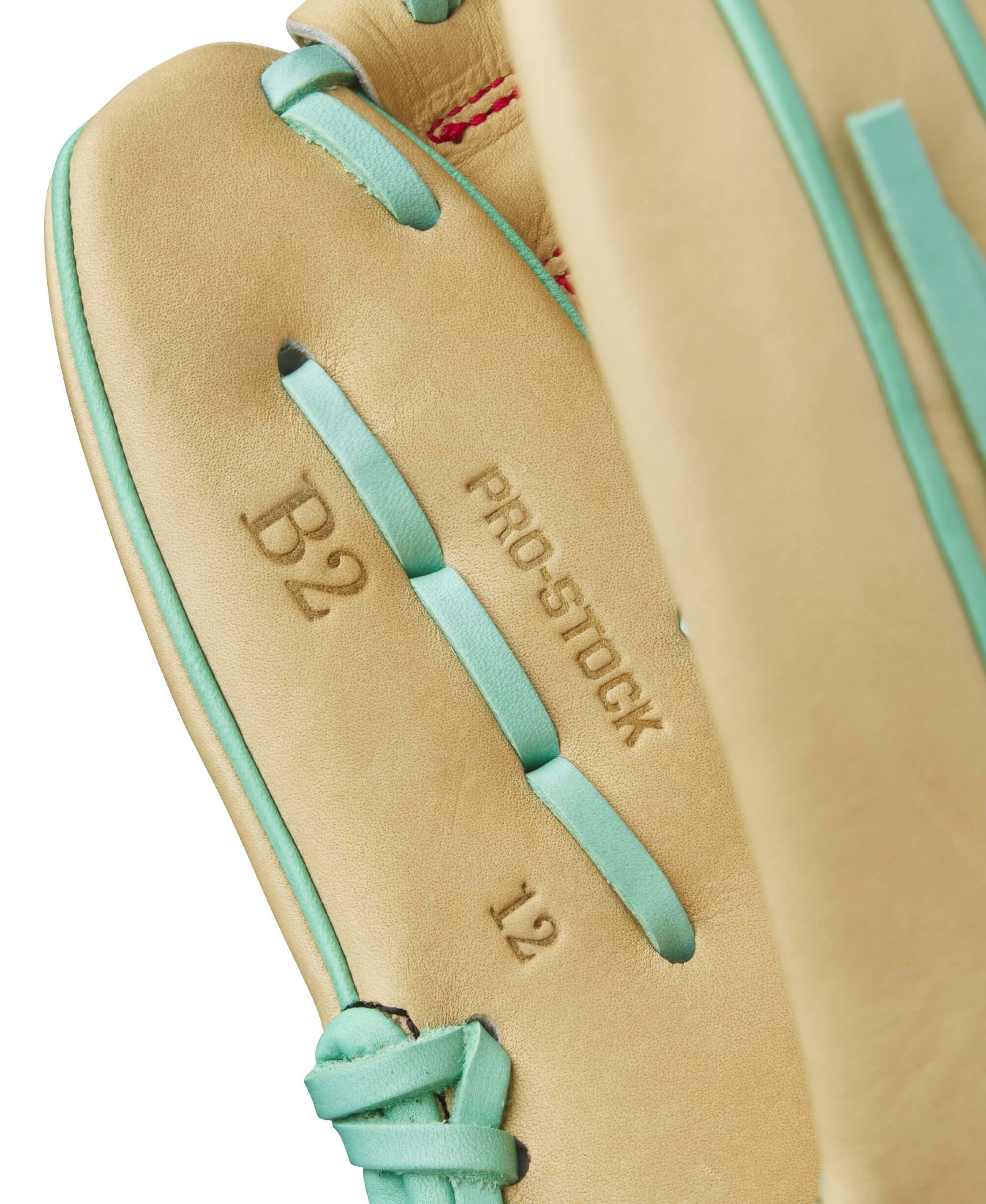 ilson 2025 A2000 B12 12” Pitcher’s Glove front thumb detail with Blonde leather finish.