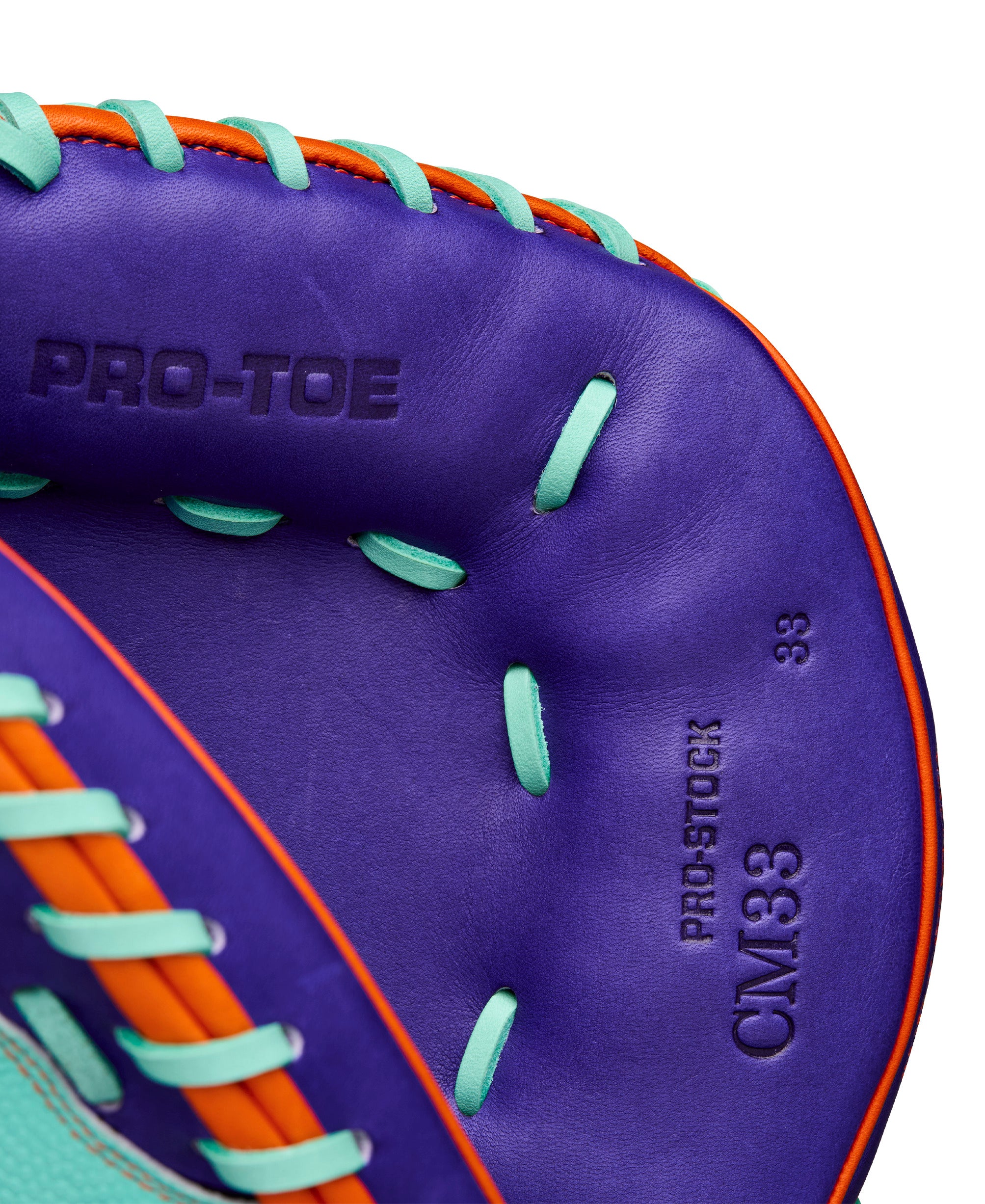 Thumb detail Wilson Winter 2025 A2000 CM33SS 33” Baseball Catcher’s Mitt showcasing expert stitching and Seafoam accents.