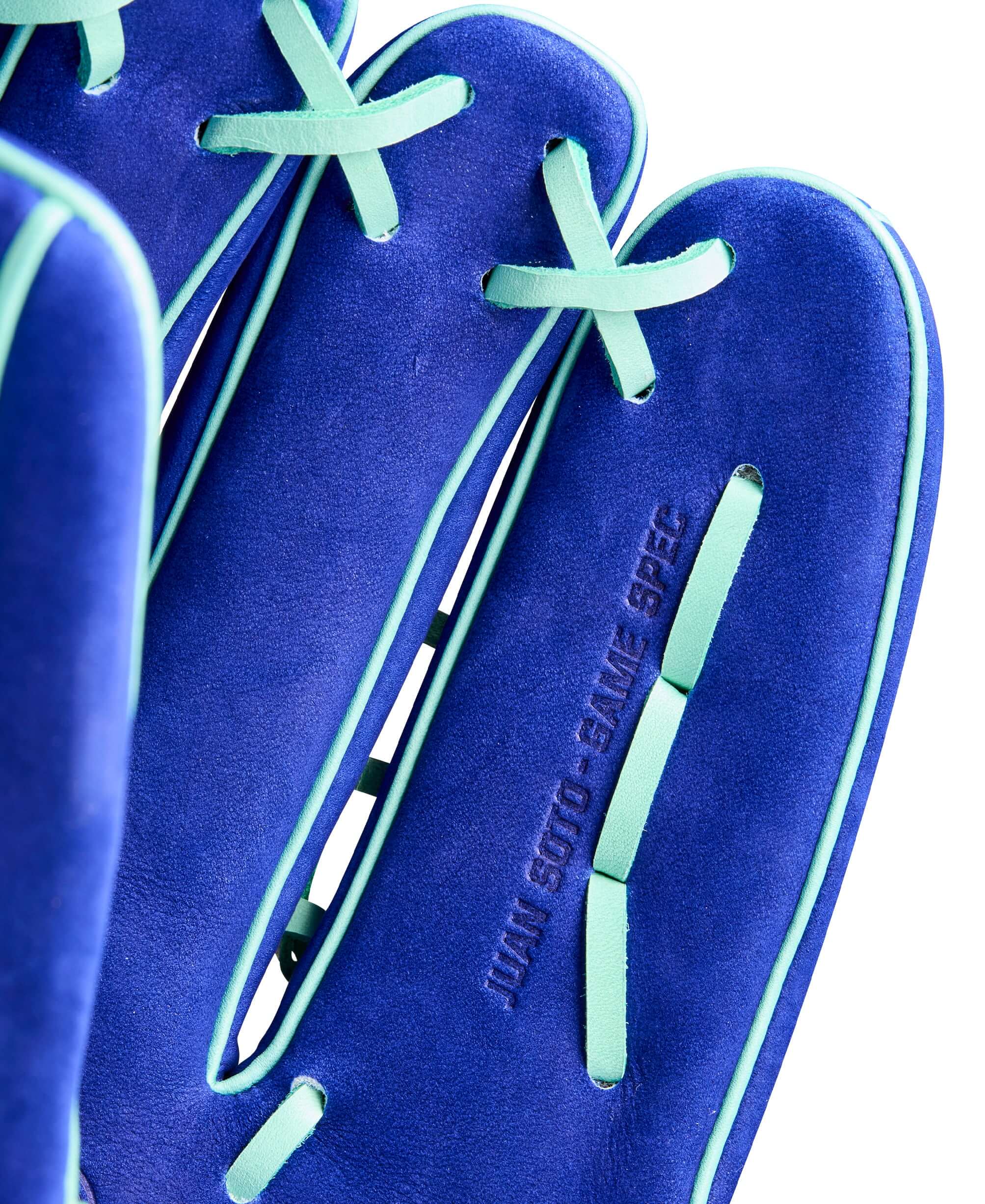 Wilson Winter 2025 Juan Soto A2K JS22 GM 12.75" Outfield Baseball Glove