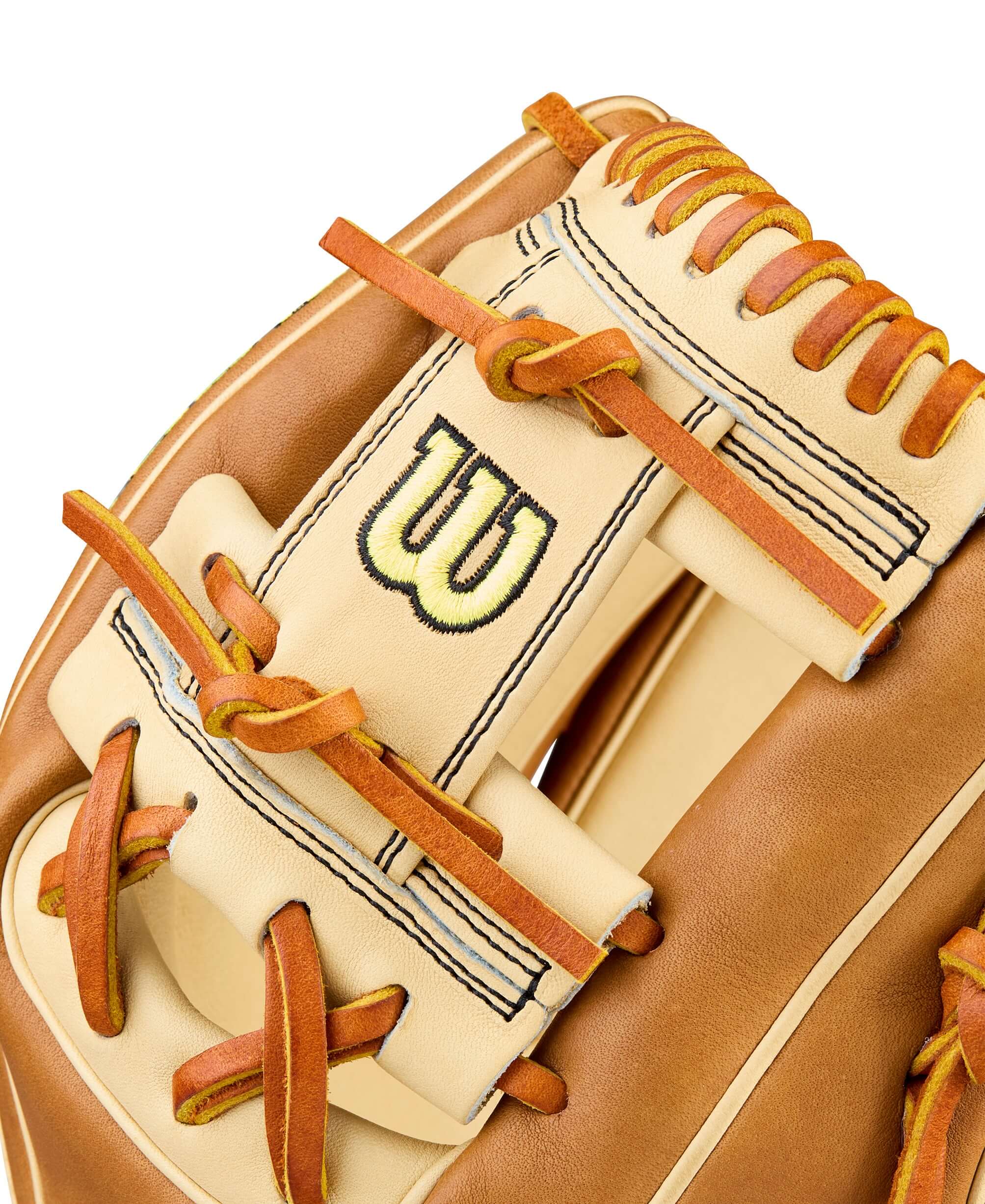 H-Web structure of Wilson 2026 A2000 Classic 1786 11.5" Infield Baseball Glove Saddle/Blonde built for quick ball transfer.
