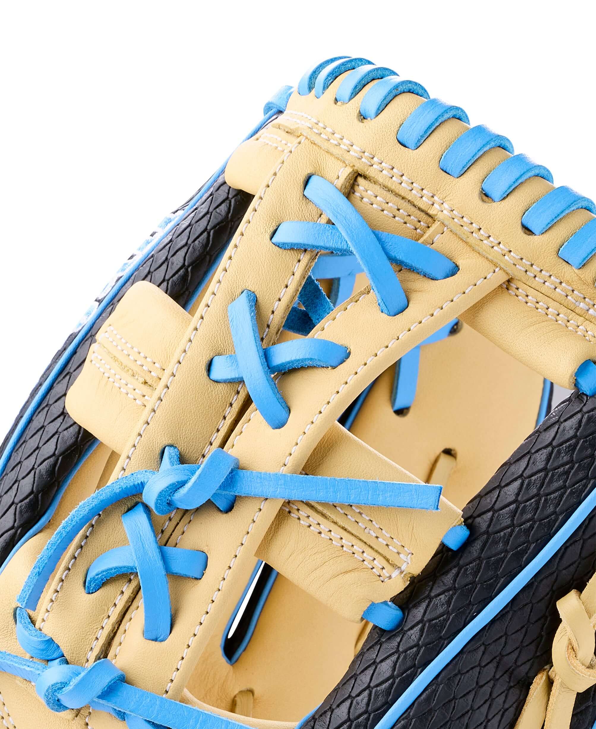 Wilson 2026 A1000 FP75 Secret Menu 11.75” Fastpitch Softball Glove web detail with blue lacing and black stitching.