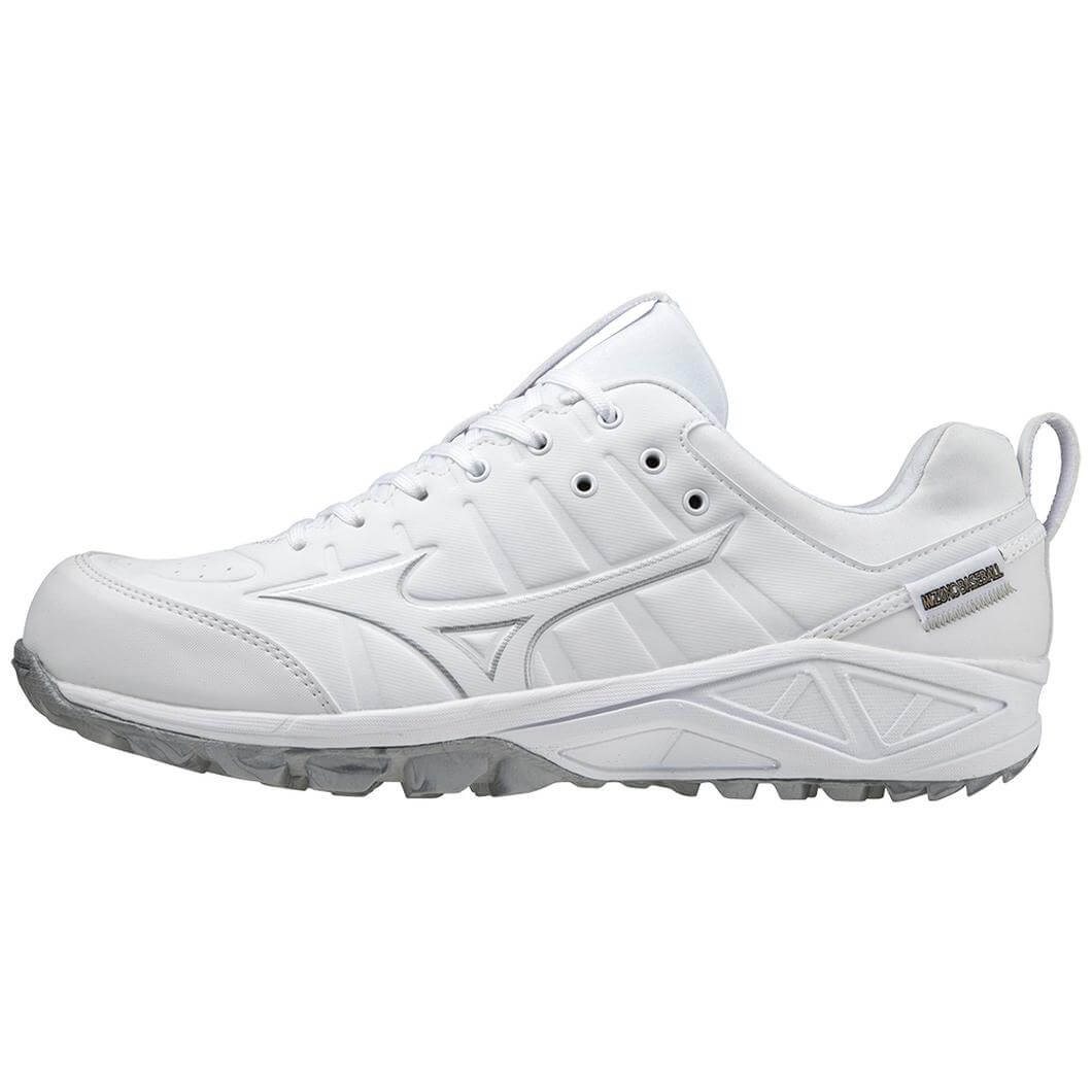 Mizuno Ambition 2 All Surface Low Men's Turf Shoe in white, ideal for grass, turf, and indoor training surfaces.