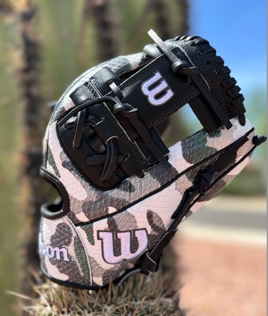 Wilson 1786 Camo KG 11.5" Infield Baseball Glove