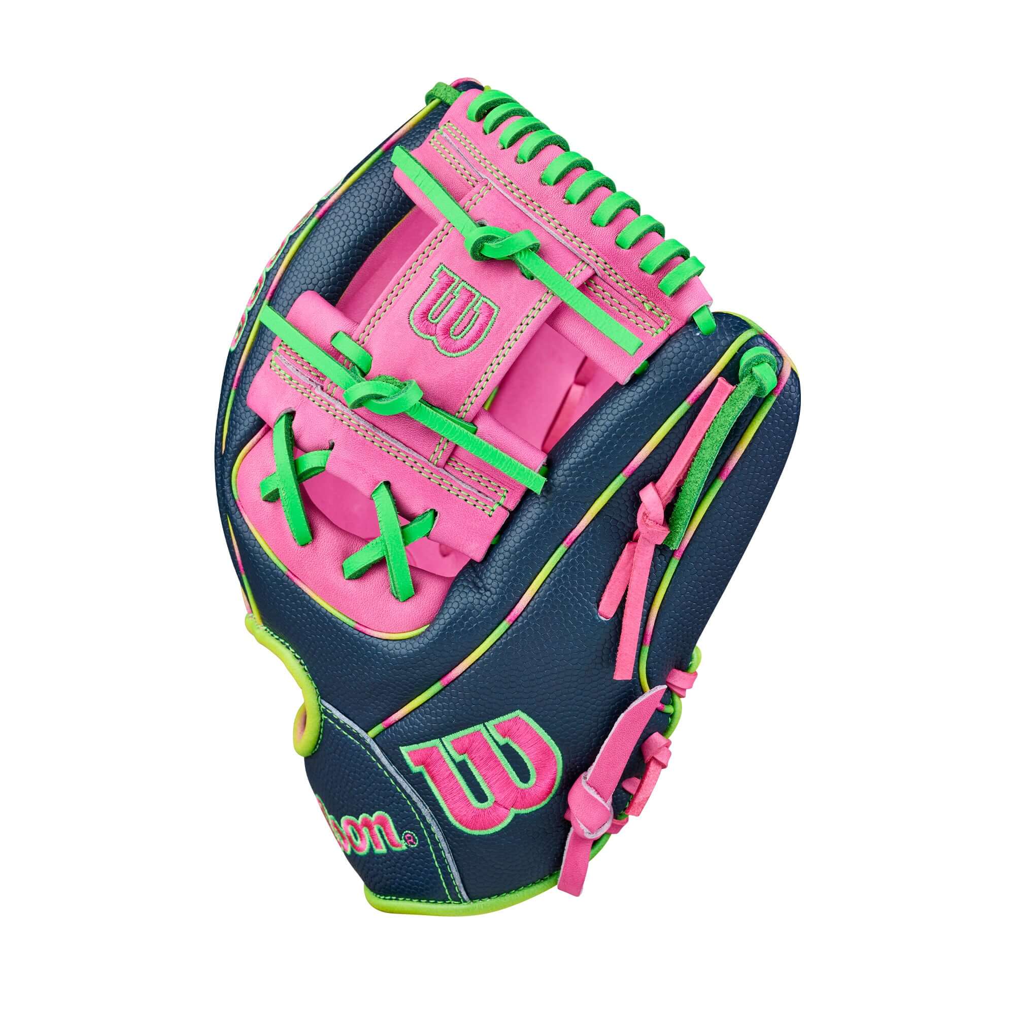 Wilson A2000 1724 Baseball Glove | GOTM June 2026