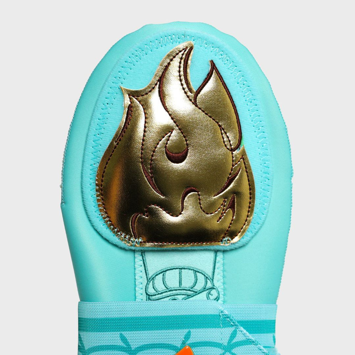 Absolutely Ridiculous Lady Liberty sliding mitt, torch detail