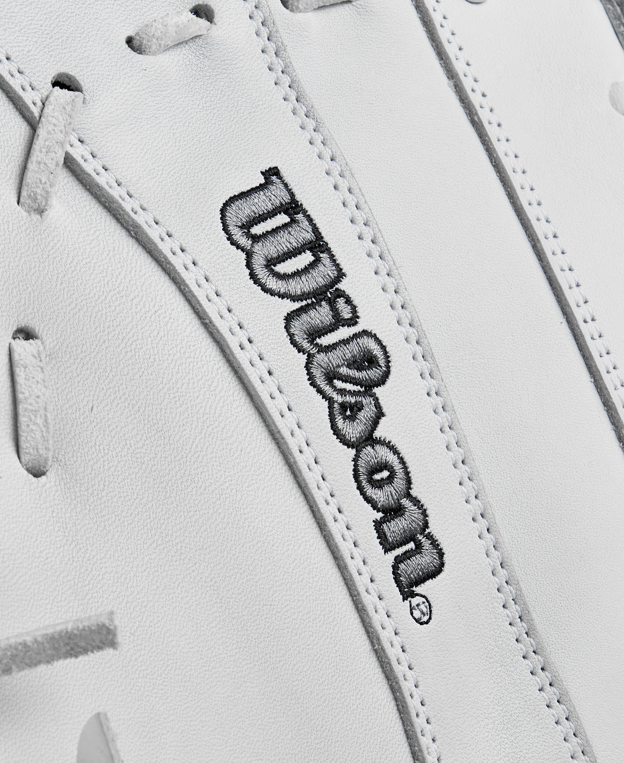 Wilson 2025 A1000FP 1620 Fastpitch Softball Gloves 12.5" White/Grey