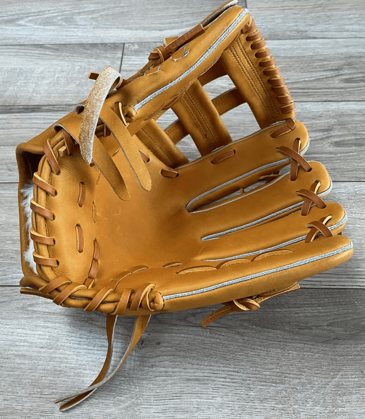 Classic 11.75" Glove Lab H-Web utility glove in tan, crafted from Japanese tanned US steerhide.