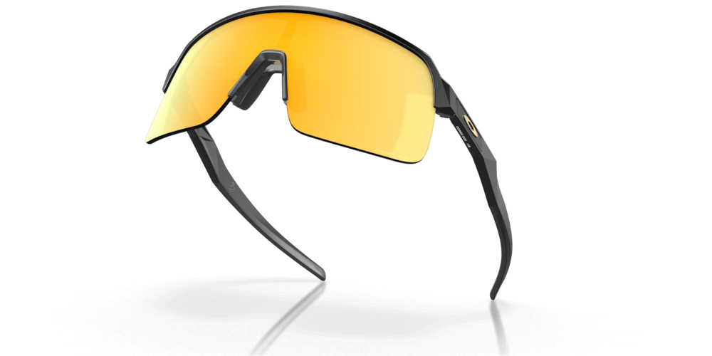 High-wrap semi-rimless Oakley Sutro Lite frame for increased field of view and improved ventilation.