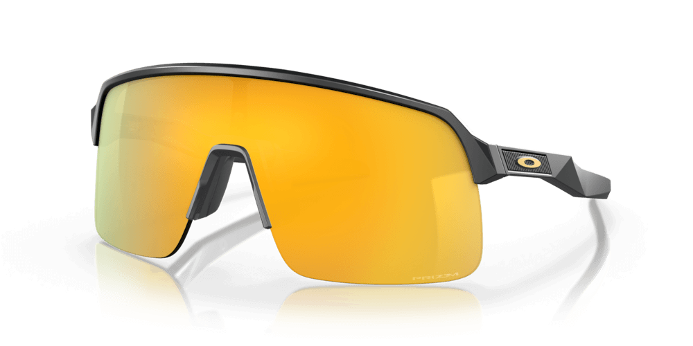 High-wrap semi-rimless Oakley Sutro Lite frame for increased field of view and improved ventilation.