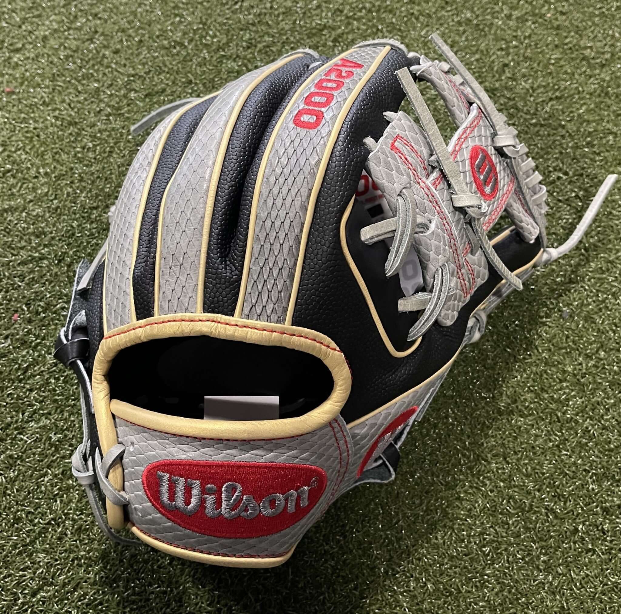 Wilson A2000 1975 11.75 Limited Edition Glove with Red Lace and Grey SnakeSkin