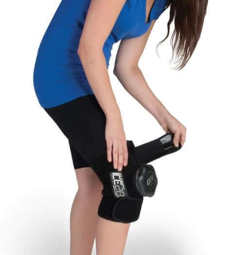Bownet ICE20 Single Knee Compression Wrap with Velcro straps and refillable ice bag.