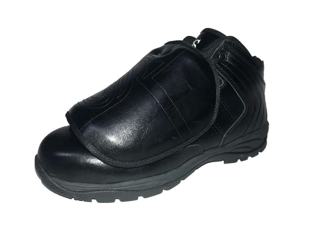 Smitty Plate Shoes All Black Mid-Cut Design with Metatarsal Plate
