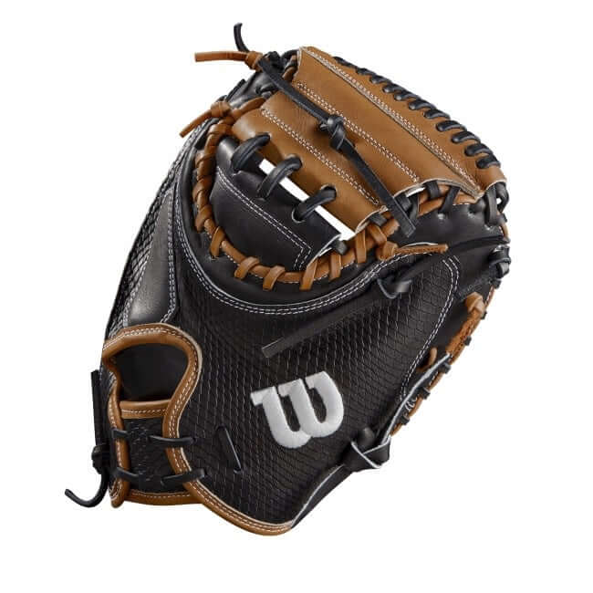 Wilson A2K 2022 33.5 M1D Catchers Mitt