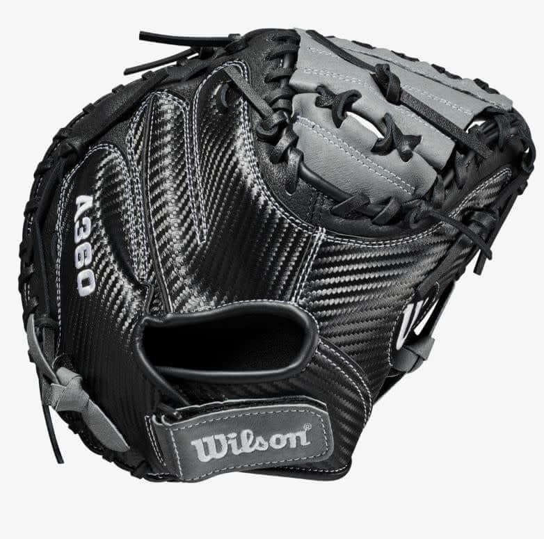 Black and white Wilson A360 31.5 catcher’s mitt with CarbonLite Shell for youth players