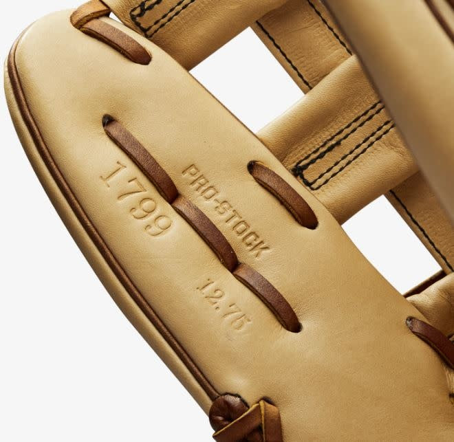 Wilson 2022 A2000 1799 (OF) 12.75 Blonde/Saddle Tan