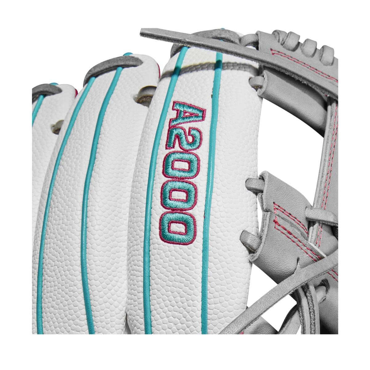 Wilson A2000 May 2022 May Glove of the Month (GOTM) 1975SS White/Teal
