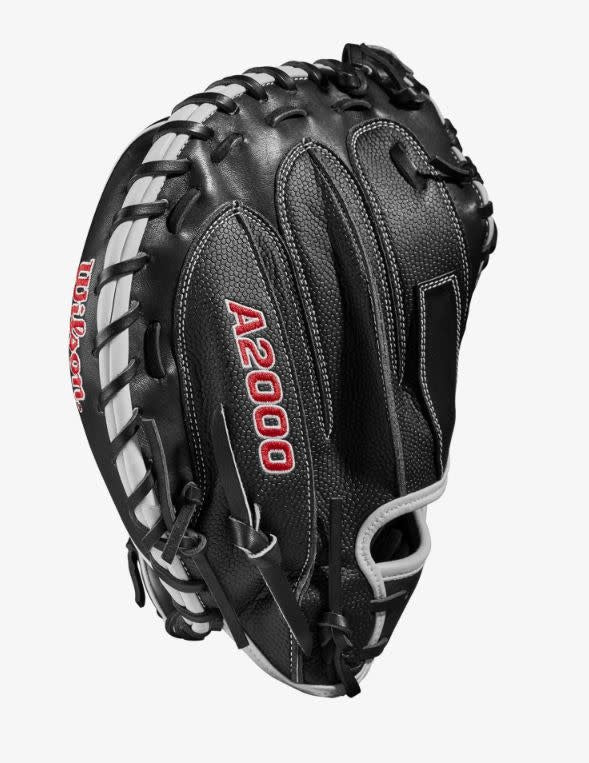 Wilson 2022 A2000 SuperSkin  M1D (C ) 33.5 Black/White Catchers Mitt