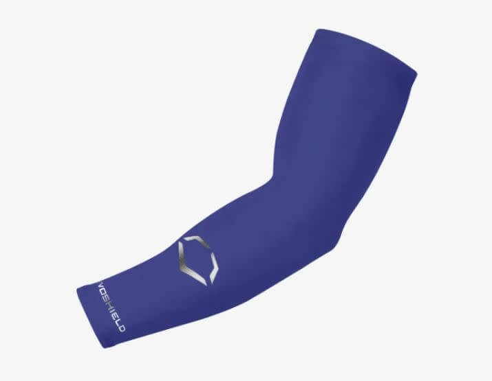 Wilson Evoshield Youth Solid Arm Sleeve in black